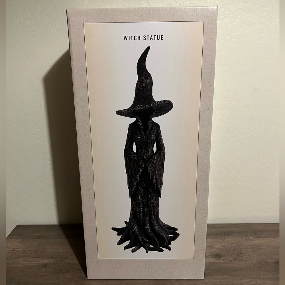 NEW Cracker Barrel Viral Black Witch Statue 2026 Halloween Table Decor